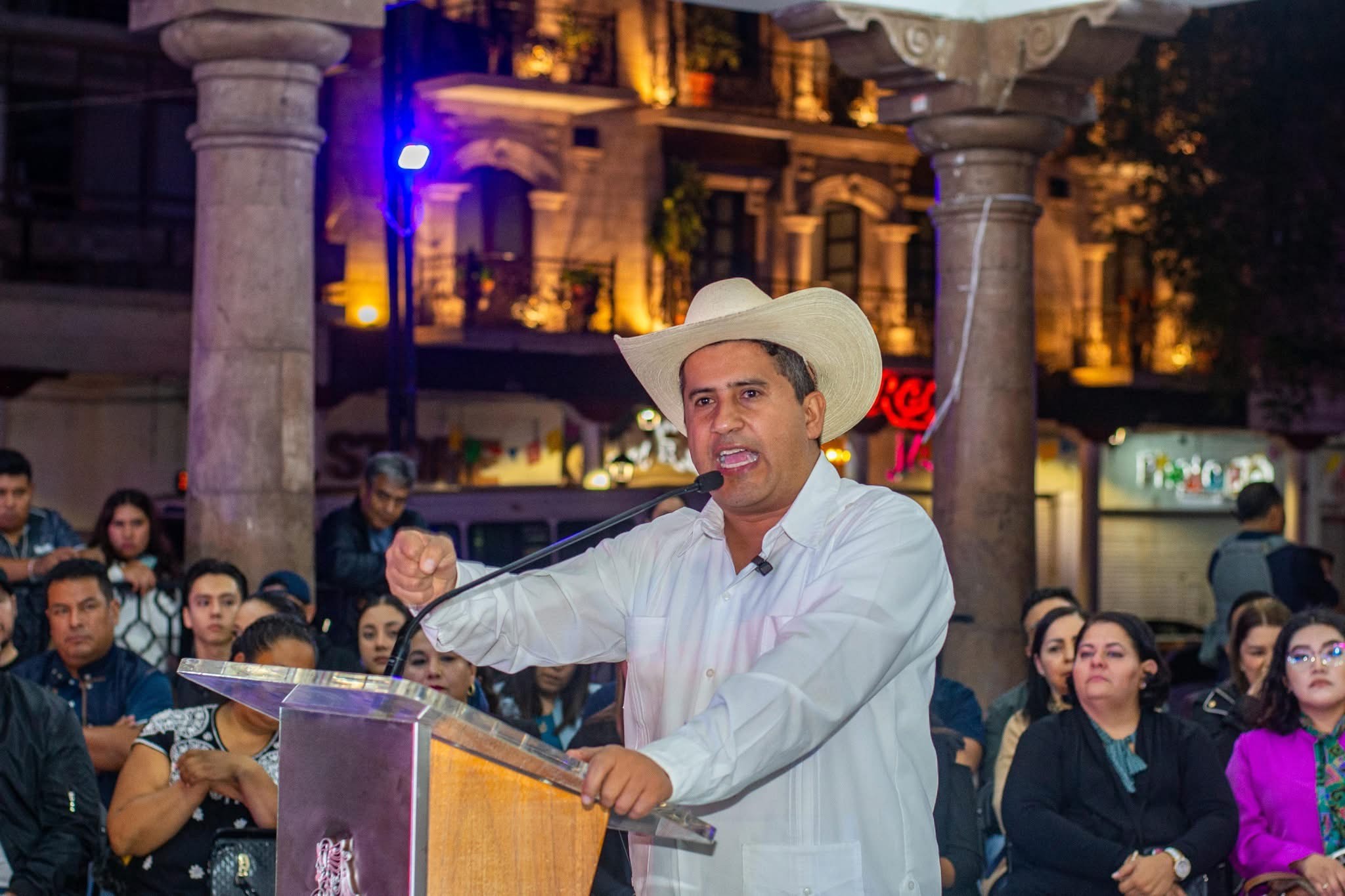 Presidente municipal de Uruapan pide acribillar a delincuentes que se resistan a ser detenidos