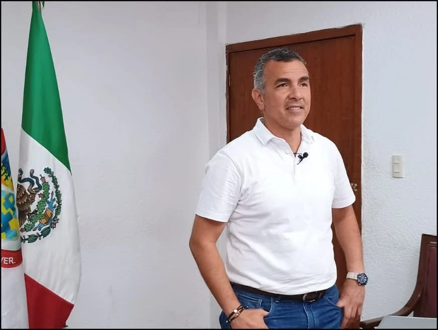 Alcalde de Lerdo, Veracruz, denuncia amenazas y persecuciones