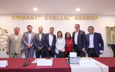 Tlaxcala y Puebla firman convenio para regular el transporte público en tramos federales