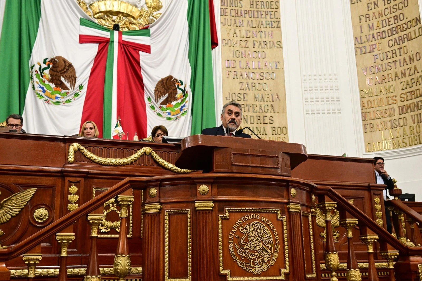 CDMX tipifica los pinchazos como delito