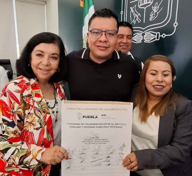 Presidente municipal de Caltepec sufre accidente automovilístico