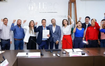 Alcaldes electos de Durango reciben acreditación como presidentes municipales 
