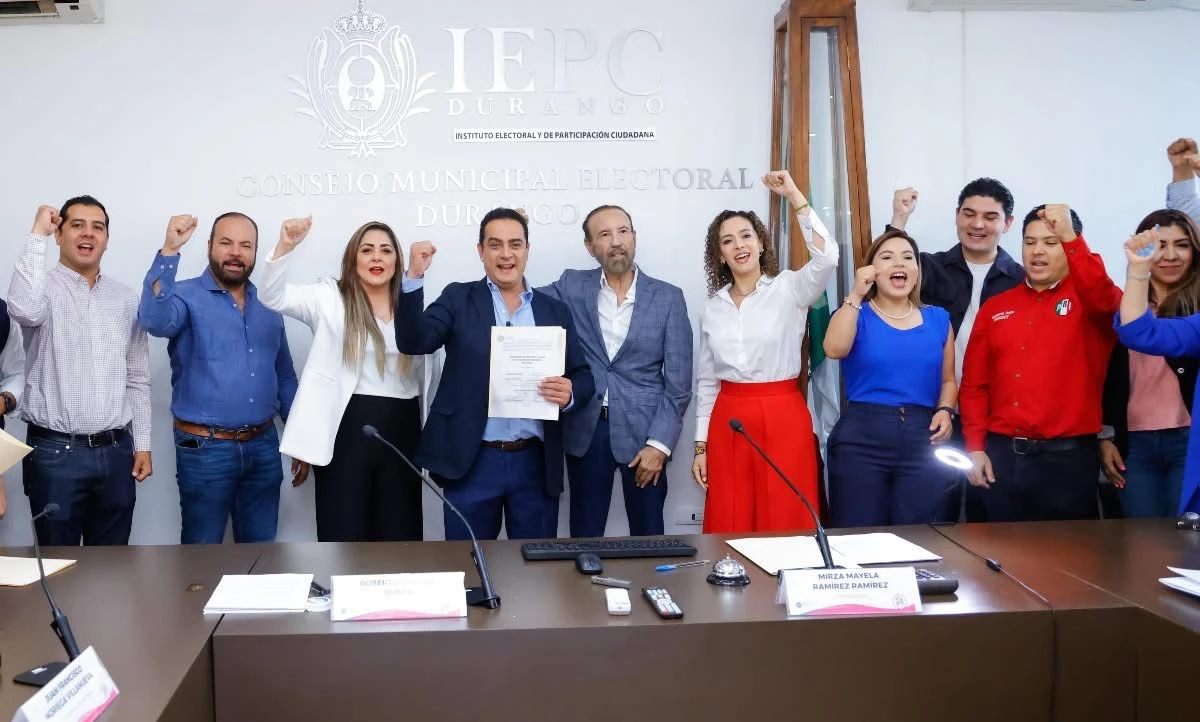 Alcaldes electos de Durango reciben acreditación como presidentes municipales 