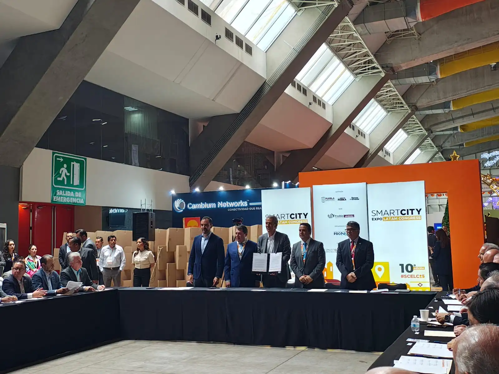 José Chedraui firma carta intención Red SI4Puebla
