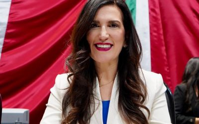 Cámara de Diputados recibe iniciativa para prohibir vapeadores