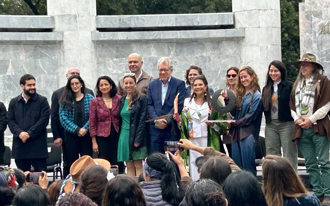 Gobierno de CDMX acuerda con IP reducir 35% emisiones contaminantes para 2030