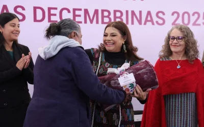CDMX entrega cobijas y juguetes en la alcaldía Gustavo A. Madero