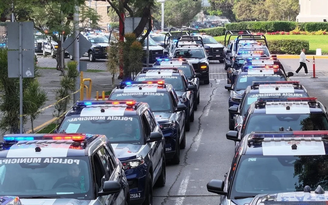 Entregan 120 nuevas patrullas para la policía de Tijuana