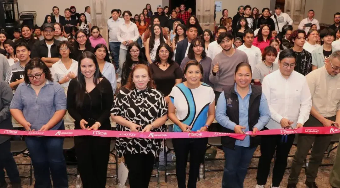 Irapuato promueve agenda cultural con exposiciones artísticas de estudiantes locales