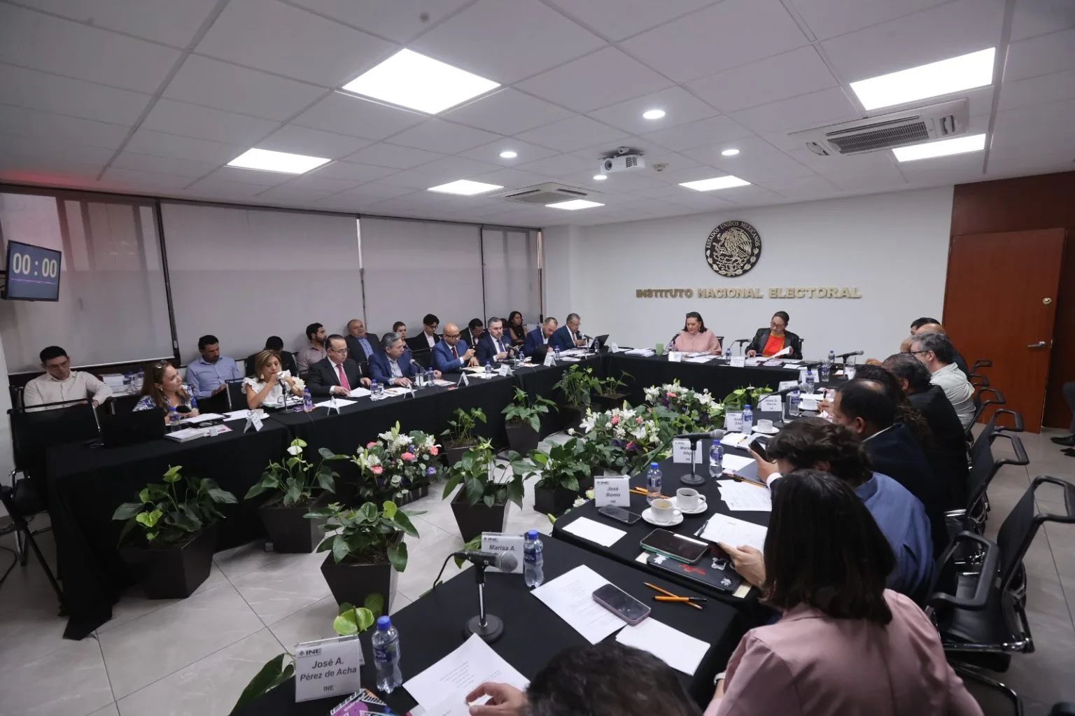 Fortalece INE estructura directiva de cara al Proceso Electoral Federal 2026-2027 