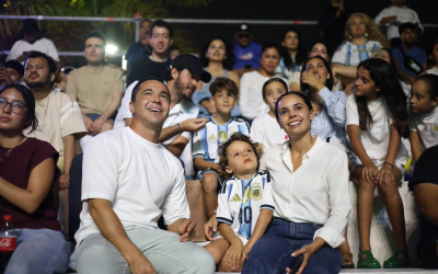“Cancún Fut Fest” reúne a cientos de aficionados para el Argentina vs Argelia