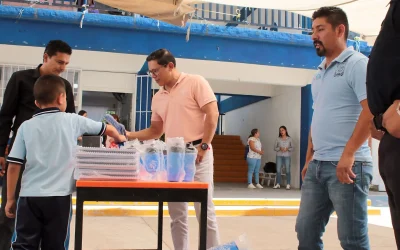 Silao impulsa la cultura de paz con canje de juguetes bélicos