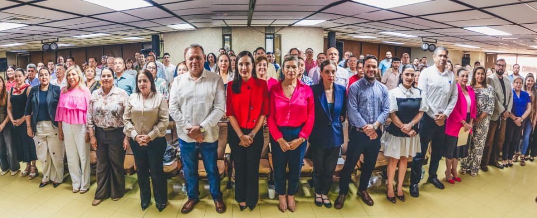 Capacitan a más de 100 funcionarios en Sinaloa para garantizar atención ciudadana digna