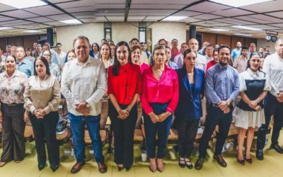 Capacitan a más de 100 funcionarios en Sinaloa para garantizar atención ciudadana digna
