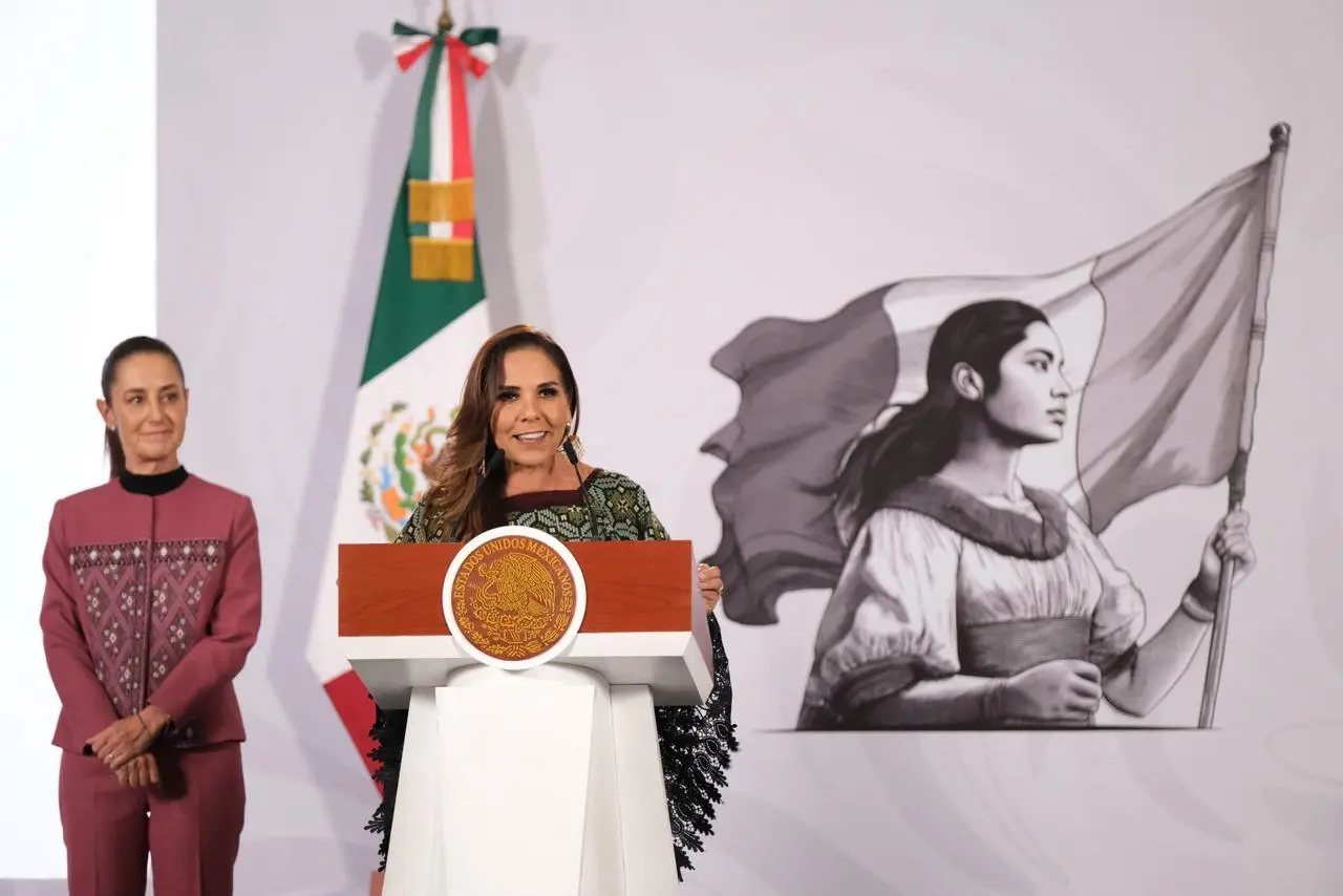 Quintana Roo anuncia estrategia contra el sargazo con inversión federal de 2 mil mdp