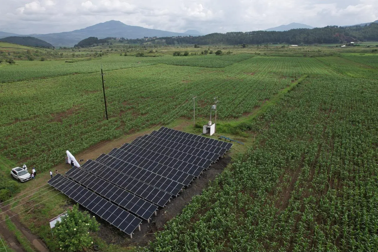 Conagua equipa pozo con energía solar en comunidad indígena de Paracho