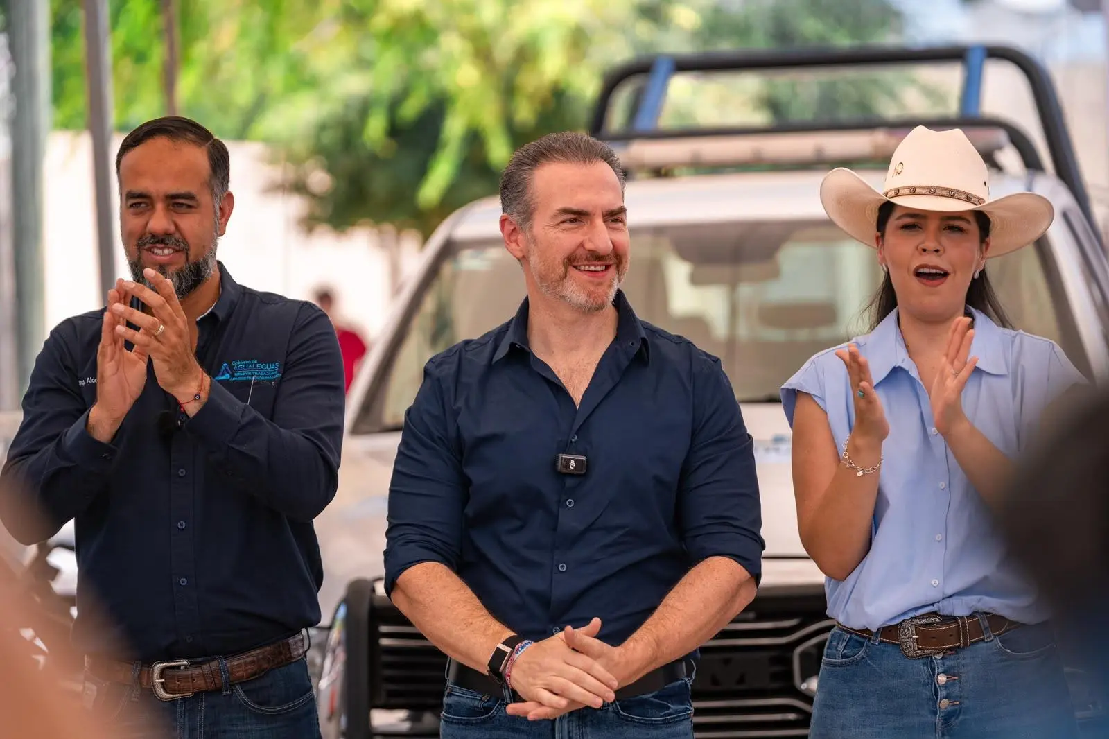 Monterrey entrega patrullas y vehículos de Protección Civil a cinco municipios rurales de Nuevo León