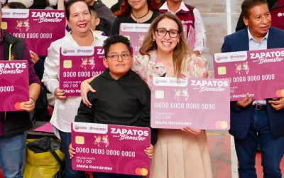 Ecatepec inicia entrega de apoyos del programa “Zapatos para el Bienestar”