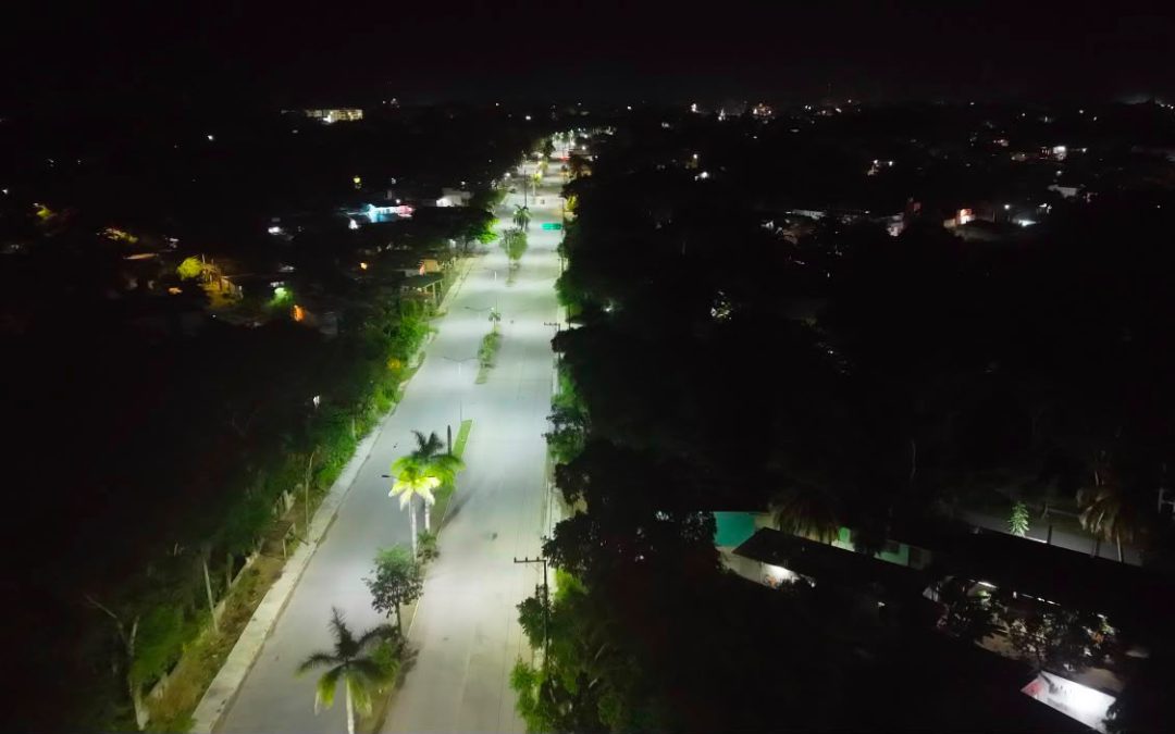 Felipe Carrillo Puerto avanza en la modernización de su alumbrado público