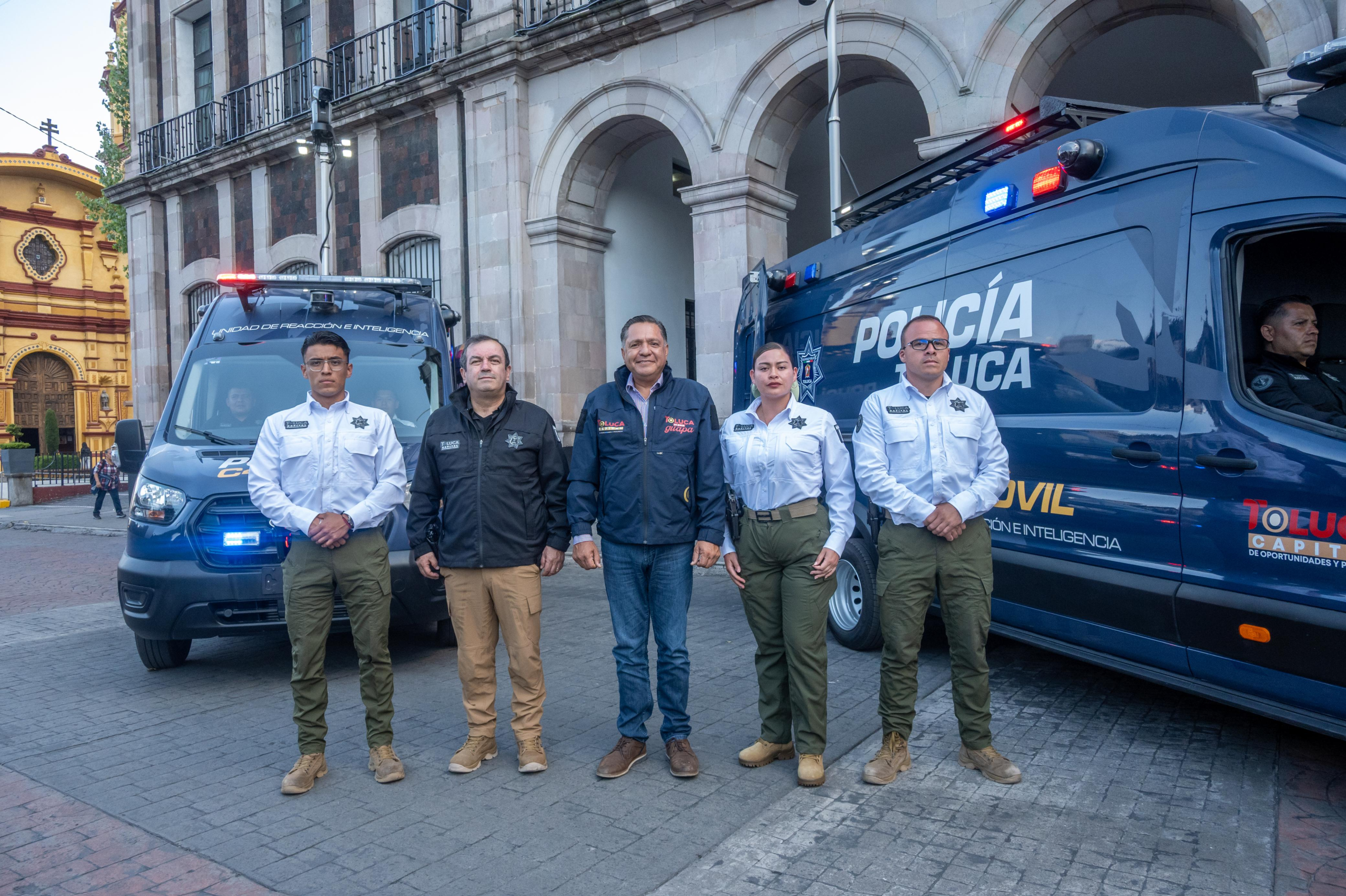 Toluca refuerza seguridad con dos nuevos Centros de Mando móviles C4