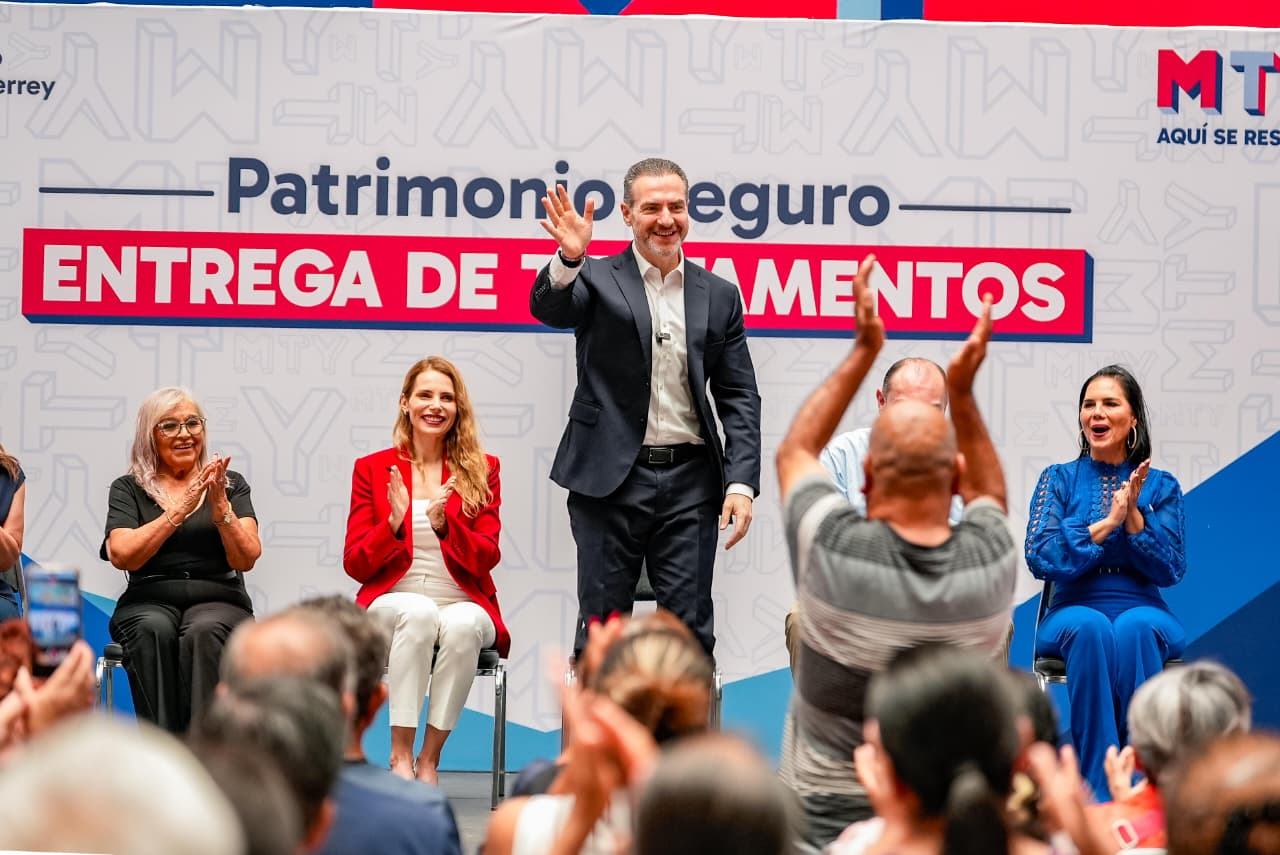 Monterrey suma más de 200 testamentos entregados