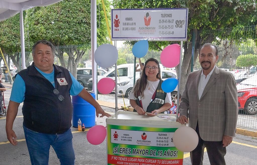 Atizapán busca reducir rezago educativo con apoyo del INEA