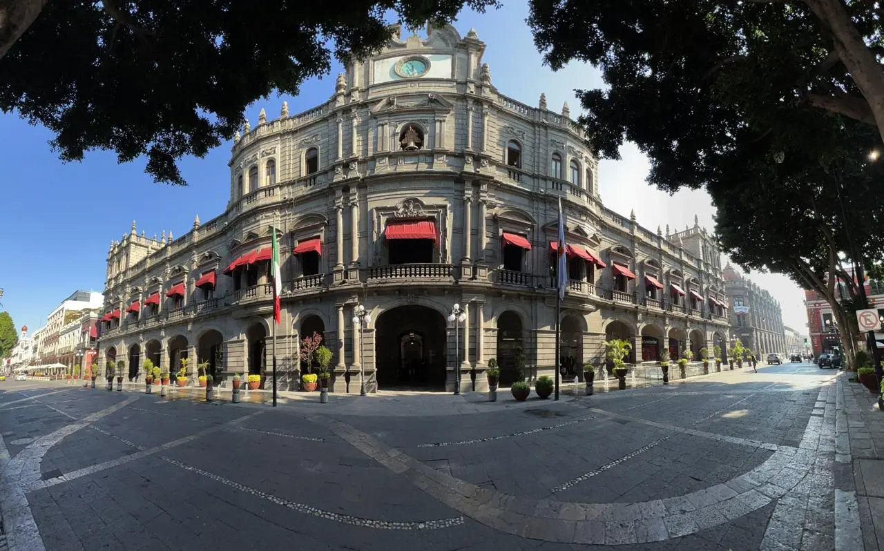 Fortalecen infraestructura vial en la capital poblana