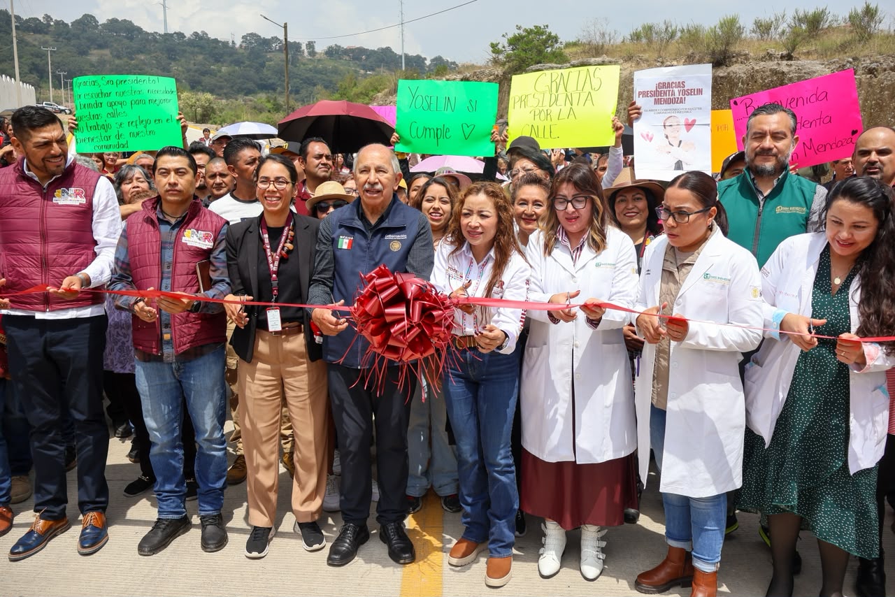 Nicolás Romero pavimenta acceso al Hospital Juan Aldama