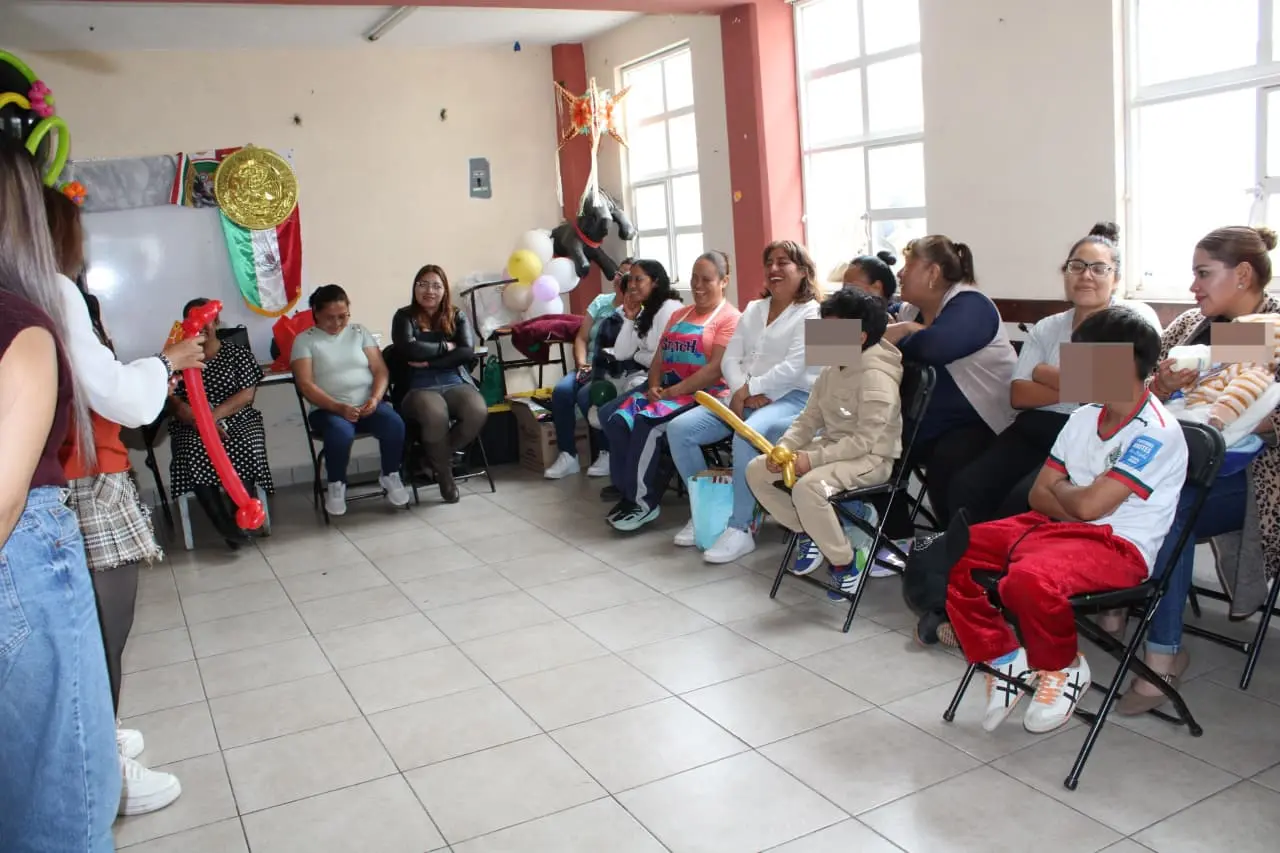 Toluca capacita a 156 mujeres para impulsar el autoempleo