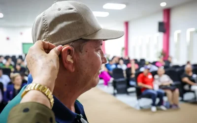 Entregan Sinaloa 644 auxiliares auditivos en Culiacán